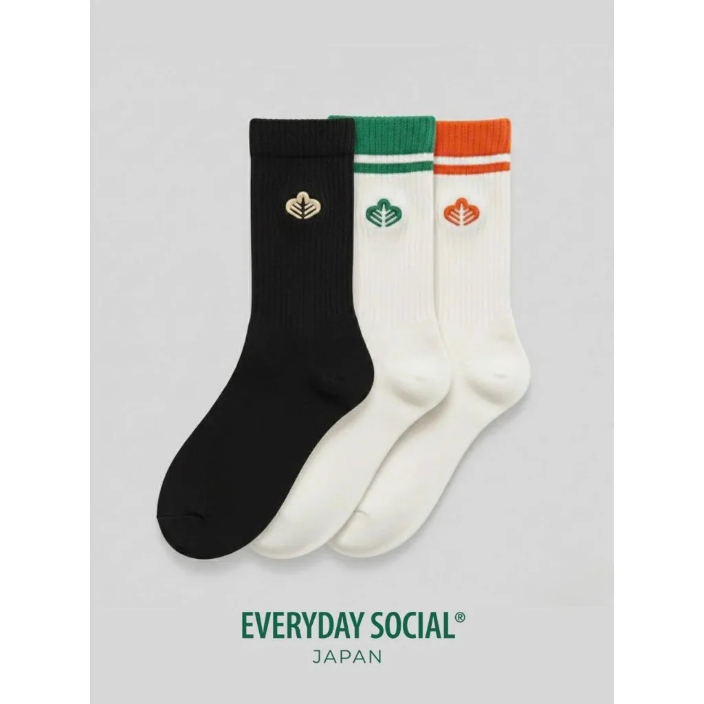 Everyday Social 中筒襪,黑、白綠、白橘三色